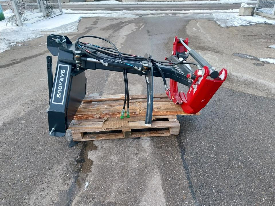 Schwenkbar Rückezange Holzzange 3 Punkt Forstzange Traktor - Erdészeti fej: 1 kép. Schwenkbar Rückezange Holzzange 3 Punkt Forstzange Traktor - Erdészeti fej: 1 kép.
