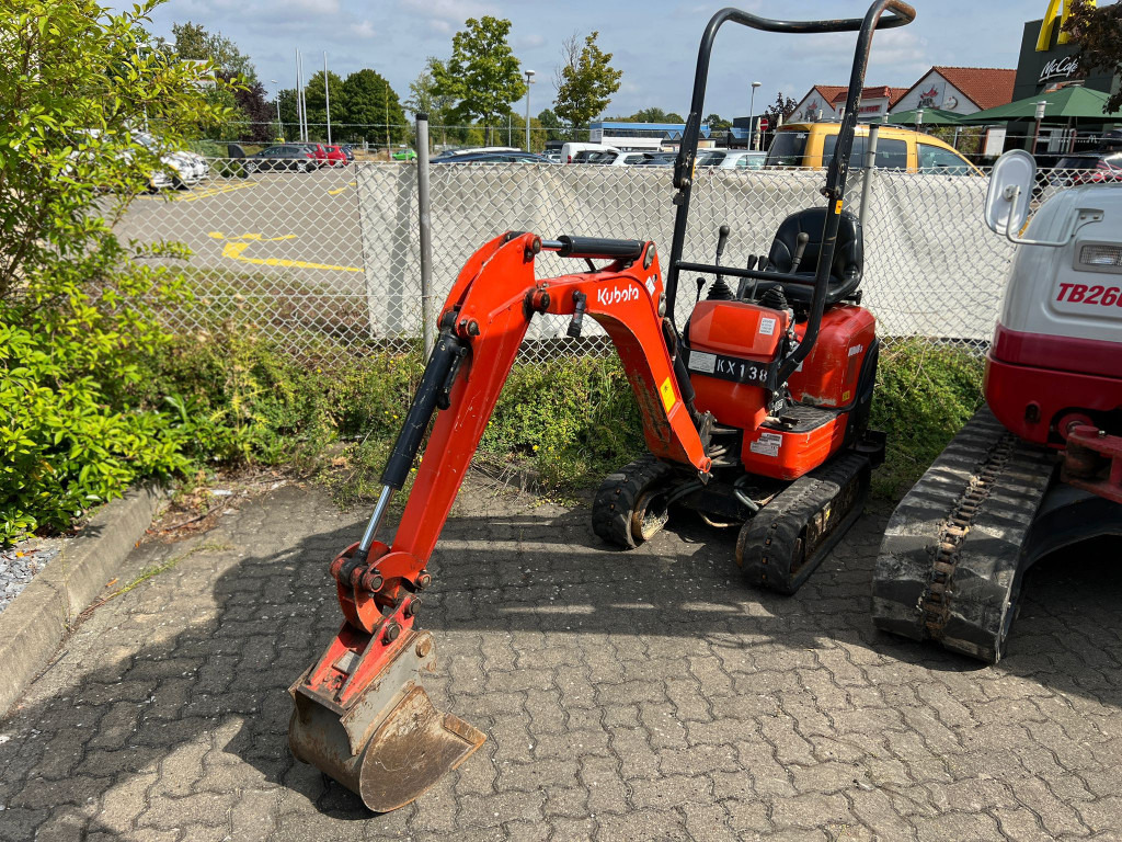 KUBOTA Minibagger K 008 - 3 Minibagger nur 1049h - Minikotró: 1 kép. KUBOTA Minibagger K 008 - 3 Minibagger nur 1049h - Minikotró: 1 kép.