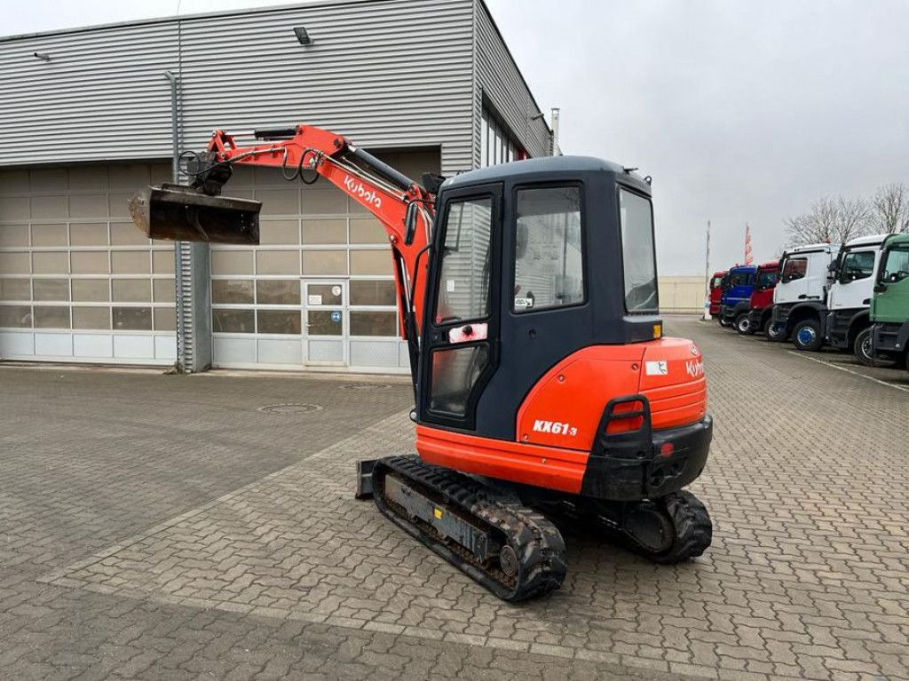 Kubota Minibagger KX 61 Minibagger 2245h, incl. Grabn+T - Minikotró: 3 kép. Kubota Minibagger KX 61 Minibagger 2245h, incl. Grabn+T - Minikotró: 3 kép.