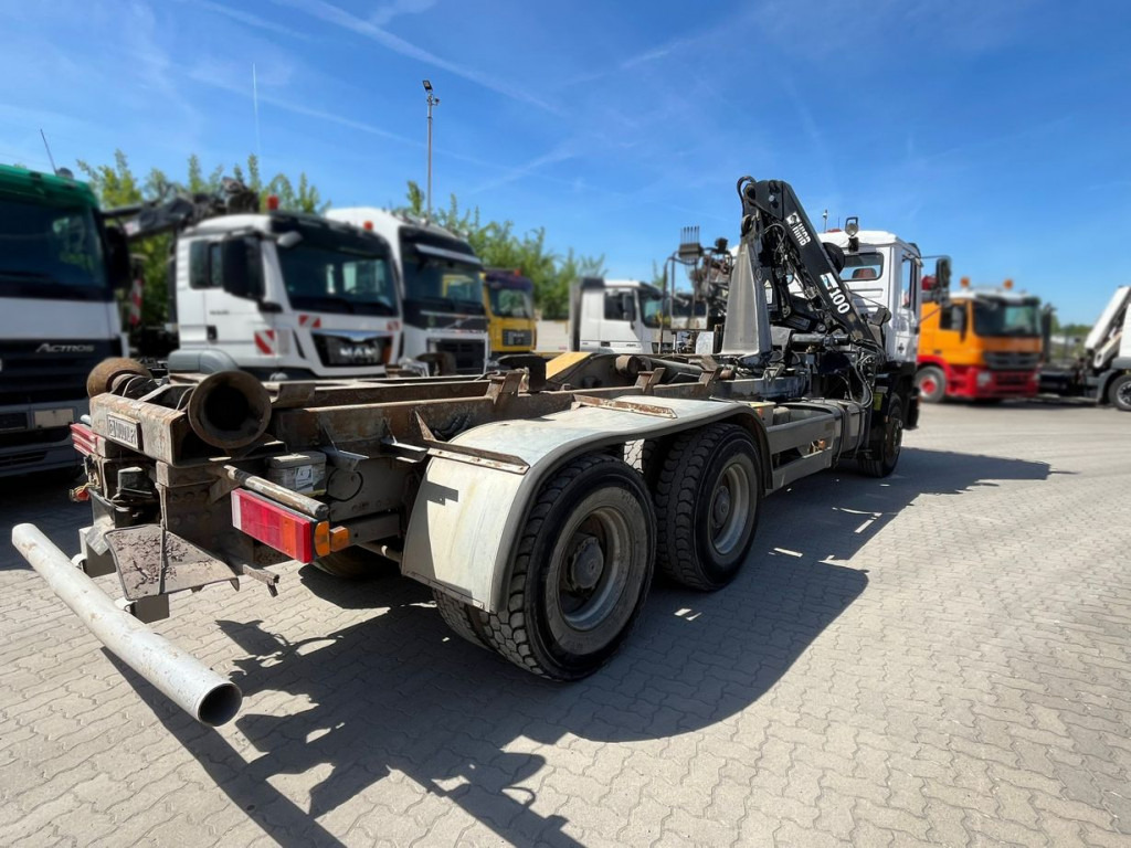 MAN F2000 27.342 6x4 Abrollkipper mit Kran - Horgos rakodó teherautó, Darus autó: 4 kép. MAN F2000 27.342 6x4 Abrollkipper mit Kran - Horgos rakodó teherautó, Darus autó: 4 kép.