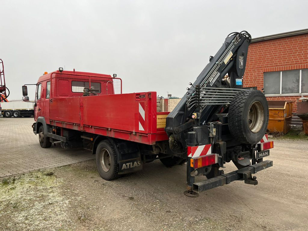 MAN LE 12.225 LC Pritsche Heckkran 6 Zylinder Doka Topzust - Platós teherautó, Darus autó: 4 kép. MAN LE 12.225 LC Pritsche Heckkran 6 Zylinder Doka Topzust - Platós teherautó, Darus autó: 4 kép.
