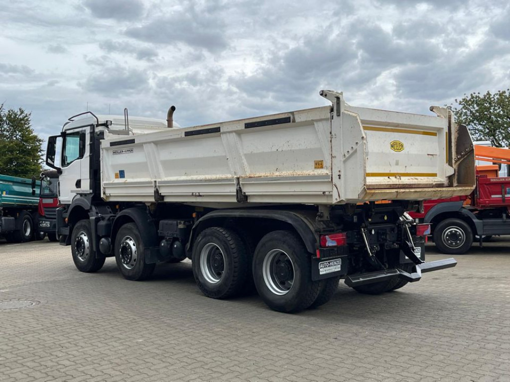 MAN MAN TG-S 4-Achs Kipper 37.470 8x4 Meiller Bordmatik - Billenőplatós teherautó: 4 kép. MAN MAN TG-S 4-Achs Kipper 37.470 8x4 Meiller Bordmatik - Billenőplatós teherautó: 4 kép.