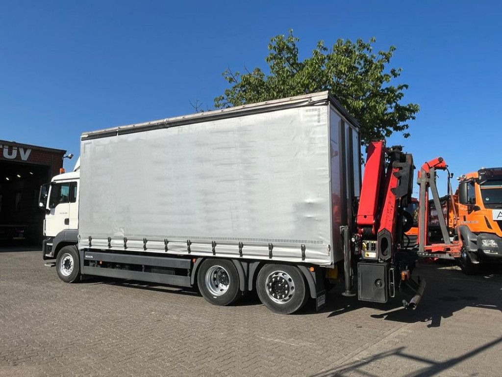 MAN TG-S 26.400 6x2-2 BL Pritsche Heckkran 5xhydr.Au - Platós teherautó, Darus autó: 3 kép. MAN TG-S 26.400 6x2-2 BL Pritsche Heckkran 5xhydr.Au - Platós teherautó, Darus autó: 3 kép.