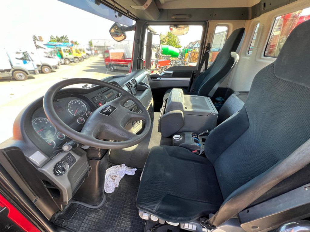 MAN TG-S 26.440 6x6 3-Achs Allradkipper Bordmatik - Billenőplatós teherautó: 5 kép. MAN TG-S 26.440 6x6 3-Achs Allradkipper Bordmatik - Billenőplatós teherautó: 5 kép.