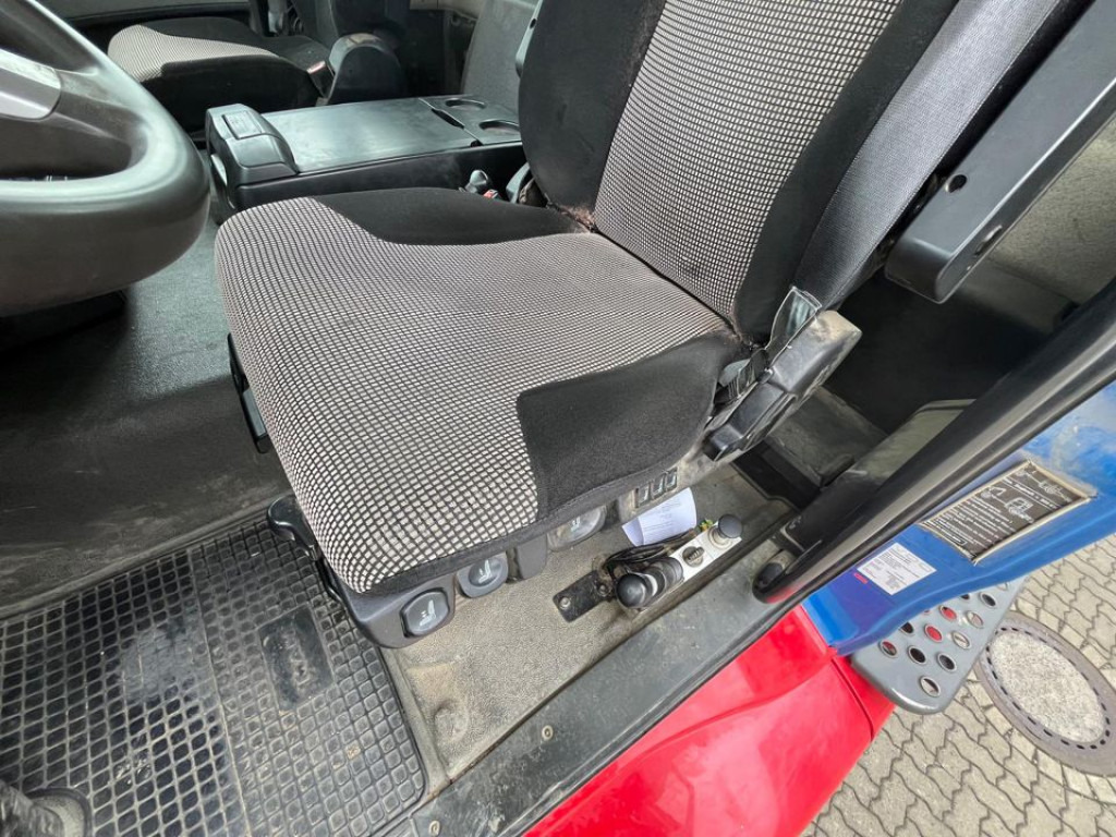 MAN TG-S 26.500 6x6 BB 3-Achs Allradkipper Bordmatik - Billenőplatós teherautó: 3 kép. MAN TG-S 26.500 6x6 BB 3-Achs Allradkipper Bordmatik - Billenőplatós teherautó: 3 kép.
