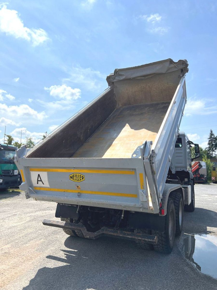 MAN TG-S 26.510 6x4 BB 3-Achs Kipper Meiller Bordmat - Billenőplatós teherautó: 3 kép. MAN TG-S 26.510 6x4 BB 3-Achs Kipper Meiller Bordmat - Billenőplatós teherautó: 3 kép.