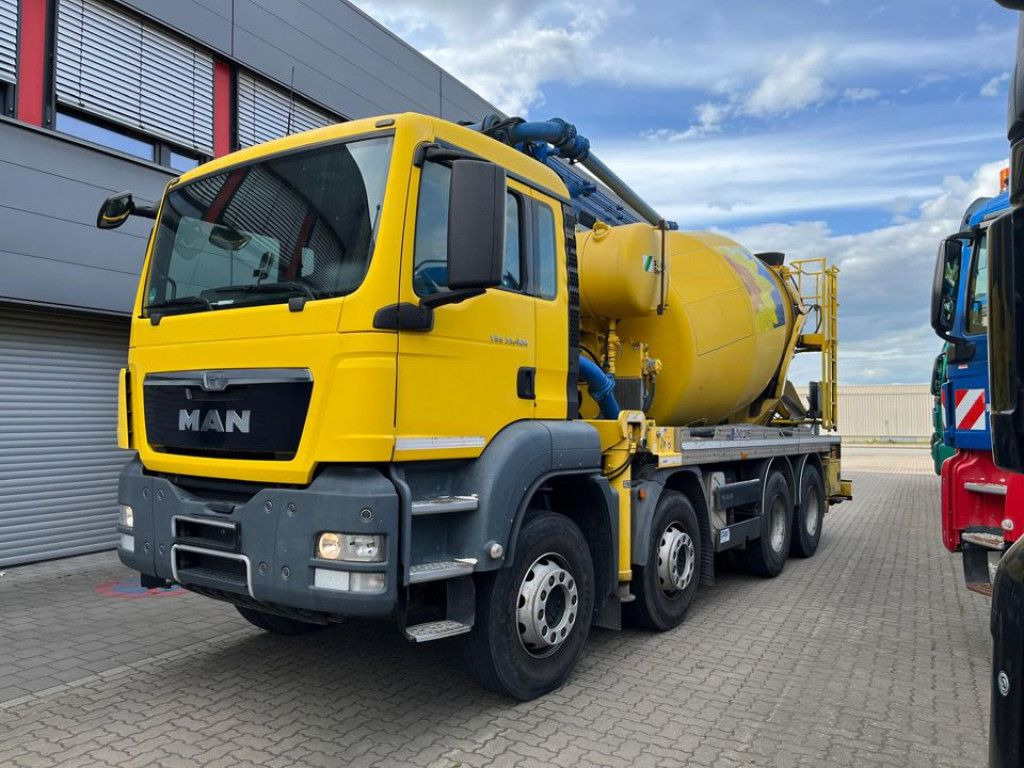 MAN TG-S 35.360 8x4 BB Pumi Pumi 24mKolbenpumpe deut - Betonpumpa: 1 kép. MAN TG-S 35.360 8x4 BB Pumi Pumi 24mKolbenpumpe deut - Betonpumpa: 1 kép.