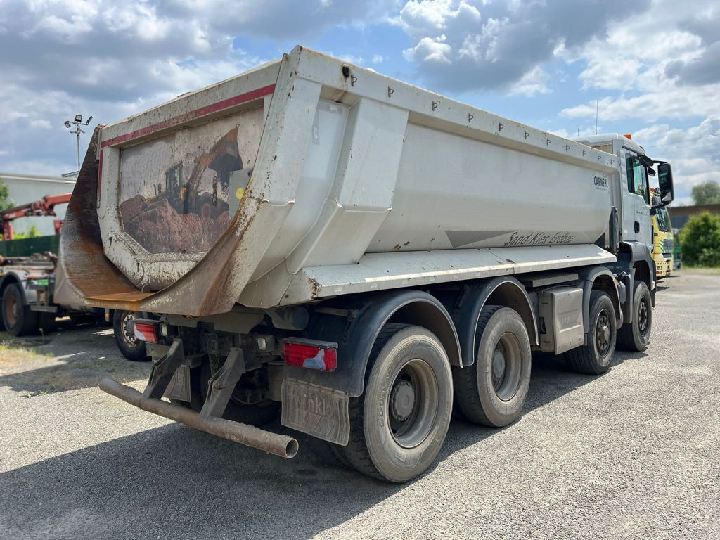 MAN TG-S 35.400 8x6H 4 Achs Muldenkipper Carnehl - Konténerszállító: 3 kép. MAN TG-S 35.400 8x6H 4 Achs Muldenkipper Carnehl - Konténerszállító: 3 kép.