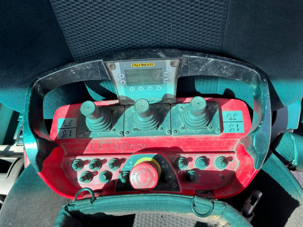 MAN TG-X 26.400 6x2 Pritsche Heckkran Palfinger 34002 - Platós teherautó, Darus autó: 2 kép. MAN TG-X 26.400 6x2 Pritsche Heckkran Palfinger 34002 - Platós teherautó, Darus autó: 2 kép.