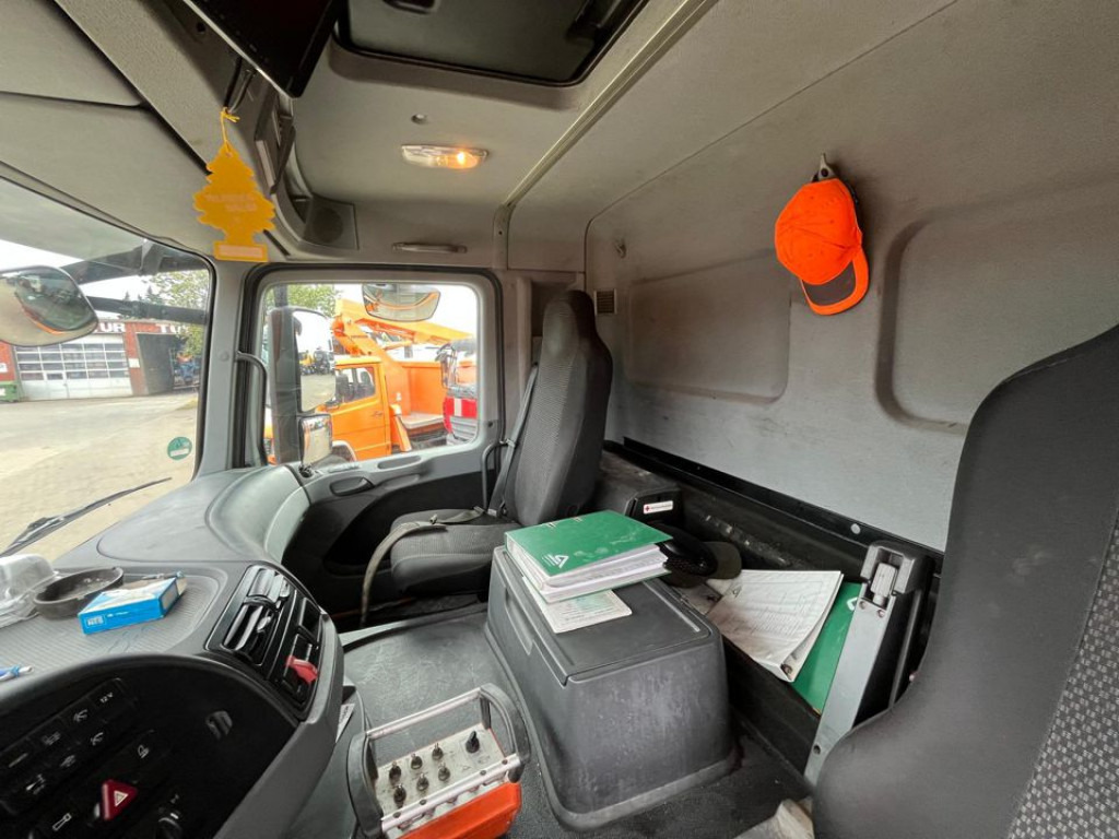 MERCEDES-BENZ Actros 2546 L 6x2 Saug + Spülwagen super Zustand ADR - Szippantós autó: 4 kép. MERCEDES-BENZ Actros 2546 L 6x2 Saug + Spülwagen super Zustand ADR - Szippantós autó: 4 kép.