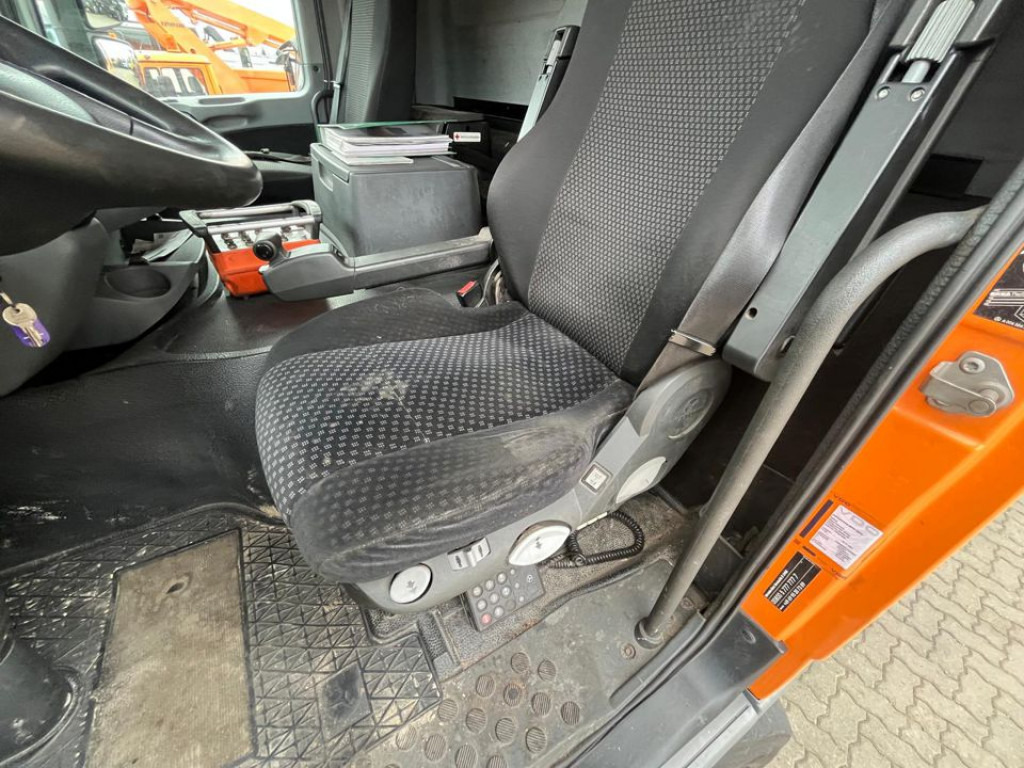 MERCEDES-BENZ Actros 2546 L 6x2 Saug + Spülwagen super Zustand ADR - Szippantós autó: 3 kép. MERCEDES-BENZ Actros 2546 L 6x2 Saug + Spülwagen super Zustand ADR - Szippantós autó: 3 kép.