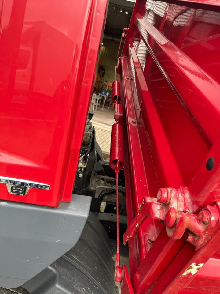 MERCEDES-BENZ Atego 818 K 2-Achs Kipper Meiller - Billenőplatós kisteherautó: 4 kép. MERCEDES-BENZ Atego 818 K 2-Achs Kipper Meiller - Billenőplatós kisteherautó: 4 kép.