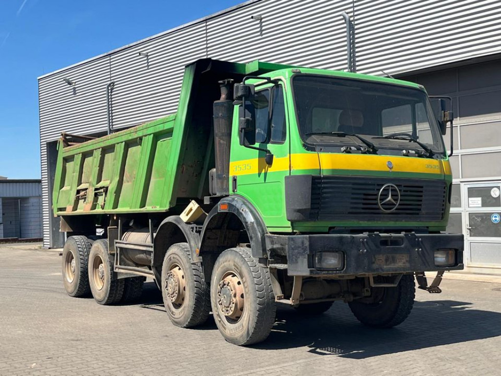 MERCEDES-BENZ SK 3535 AK 8x8 4 Achs Muldenkipper Meiller Deutsch - Billenőplatós teherautó: 4 kép. MERCEDES-BENZ SK 3535 AK 8x8 4 Achs Muldenkipper Meiller Deutsch - Billenőplatós teherautó: 4 kép.