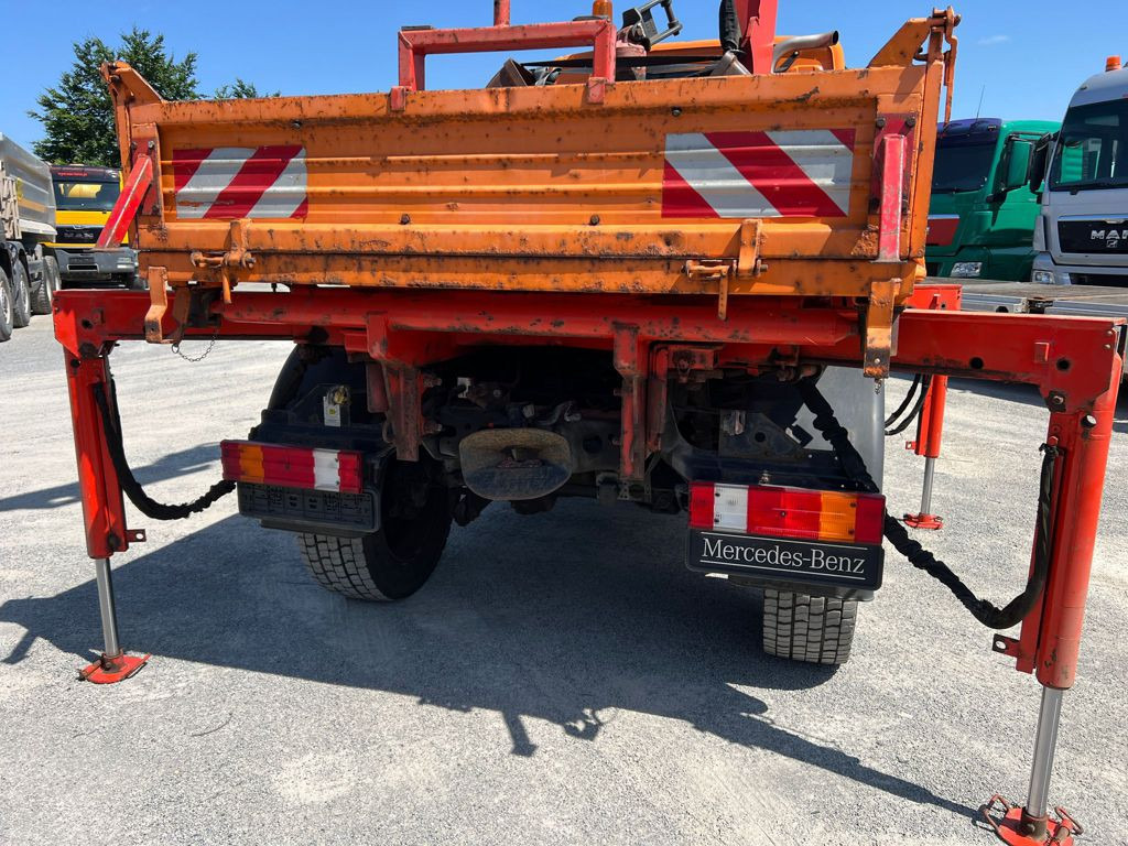 MERCEDES-BENZ Unimog U20 2-Achs Allradkipper Kran Palfinger Kran - Billenőplatós teherautó, Darus autó: 3 kép. MERCEDES-BENZ Unimog U20 2-Achs Allradkipper Kran Palfinger Kran - Billenőplatós teherautó, Darus autó: 3 kép.