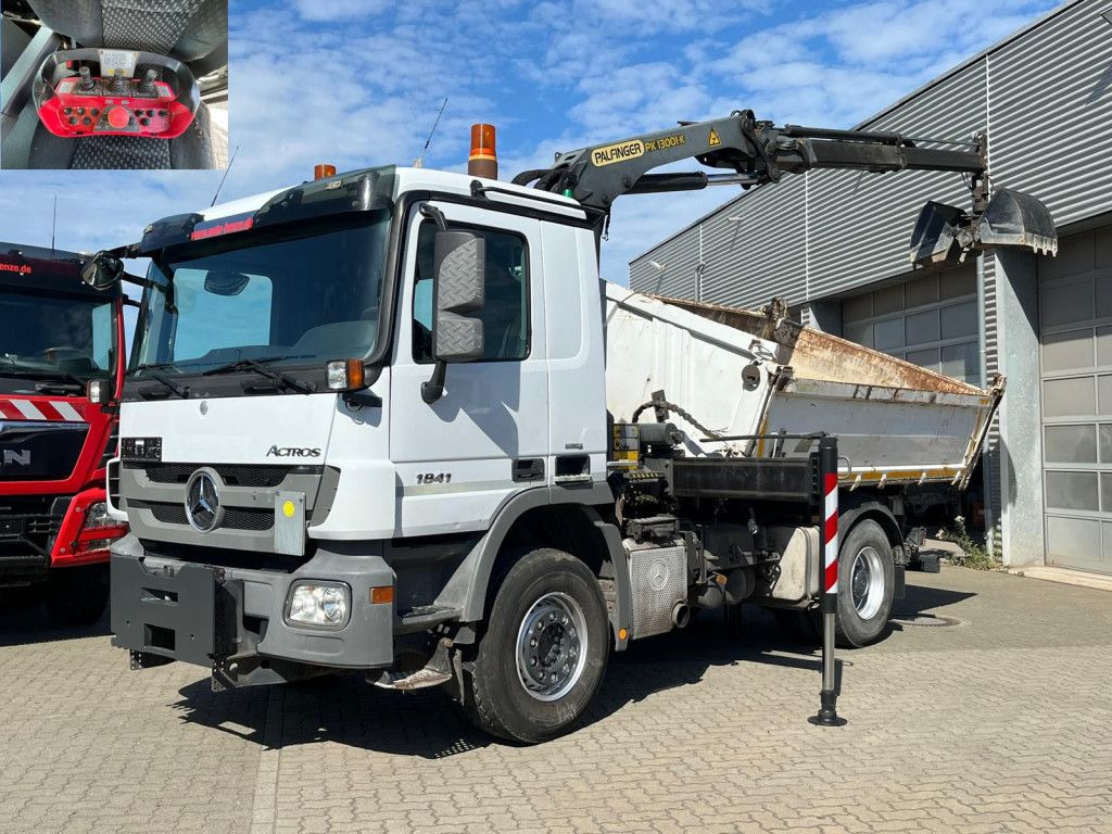 Mercedes-Benz Actros 1841 K 2-Achs Kipper Kran Funk/2xhydr+Gre - Billenőplatós teherautó, Darus autó: 1 kép. Mercedes-Benz Actros 1841 K 2-Achs Kipper Kran Funk/2xhydr+Gre - Billenőplatós teherautó, Darus autó: 1 kép.