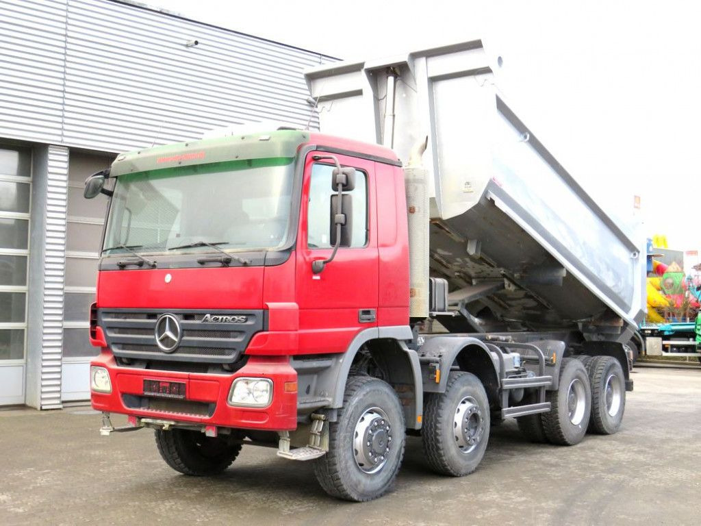 Mercedes-Benz Actros 4141 8x6 4 Achs Muldenkipper Kupplung, 1. - Billenőplatós teherautó: 1 kép. Mercedes-Benz Actros 4141 8x6 4 Achs Muldenkipper Kupplung, 1. - Billenőplatós teherautó: 1 kép.