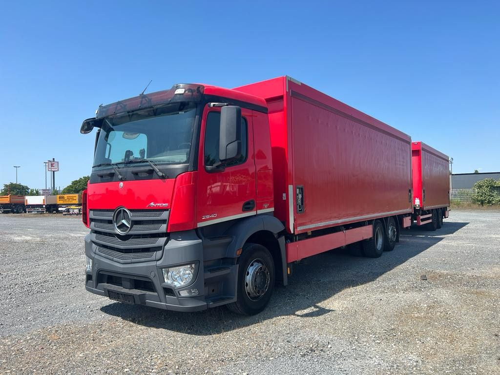 Mercedes-Benz Antos 2540 L 6x2 Pritsche LBW Coca Cola - Ponyvás teherautó: 1 kép. Mercedes-Benz Antos 2540 L 6x2 Pritsche LBW Coca Cola - Ponyvás teherautó: 1 kép.