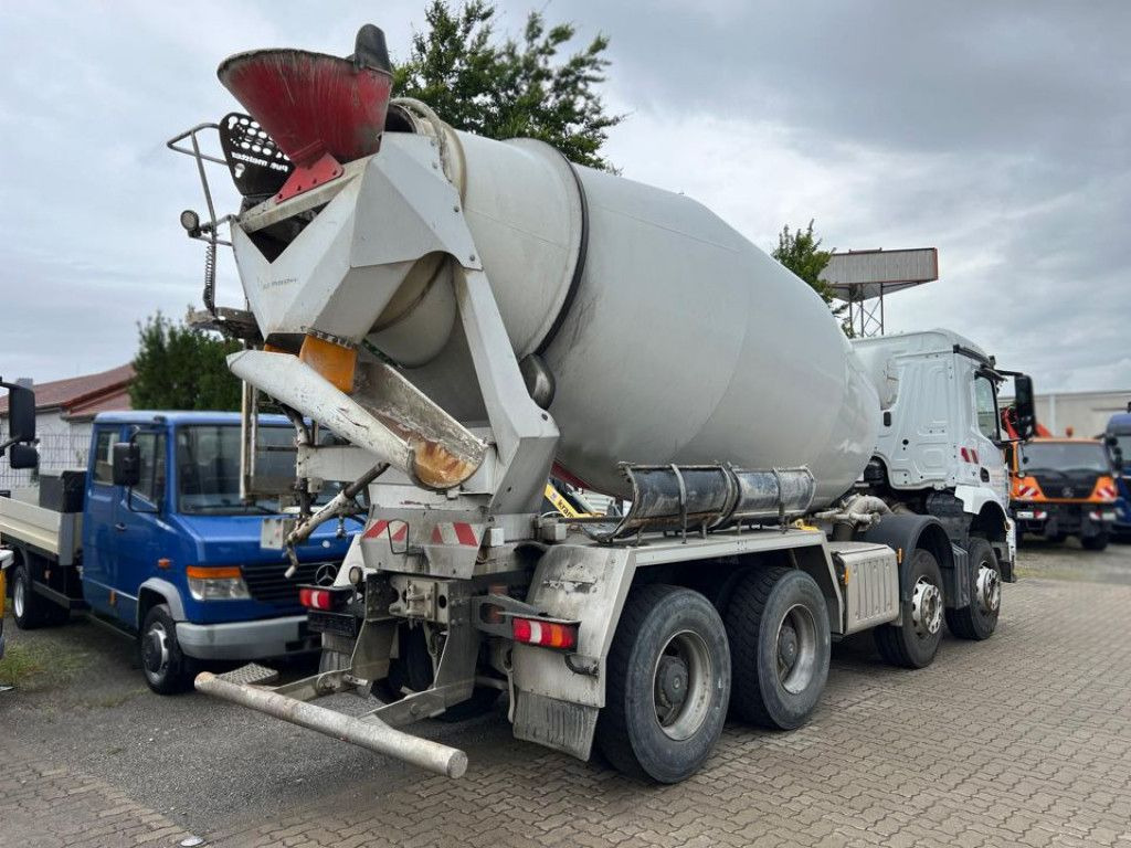 Mercedes-Benz Arocs 3240 B 8x4 Betonmischer Deutsch Top AP Ach - Betonmixer: 3 kép. Mercedes-Benz Arocs 3240 B 8x4 Betonmischer Deutsch Top AP Ach - Betonmixer: 3 kép.