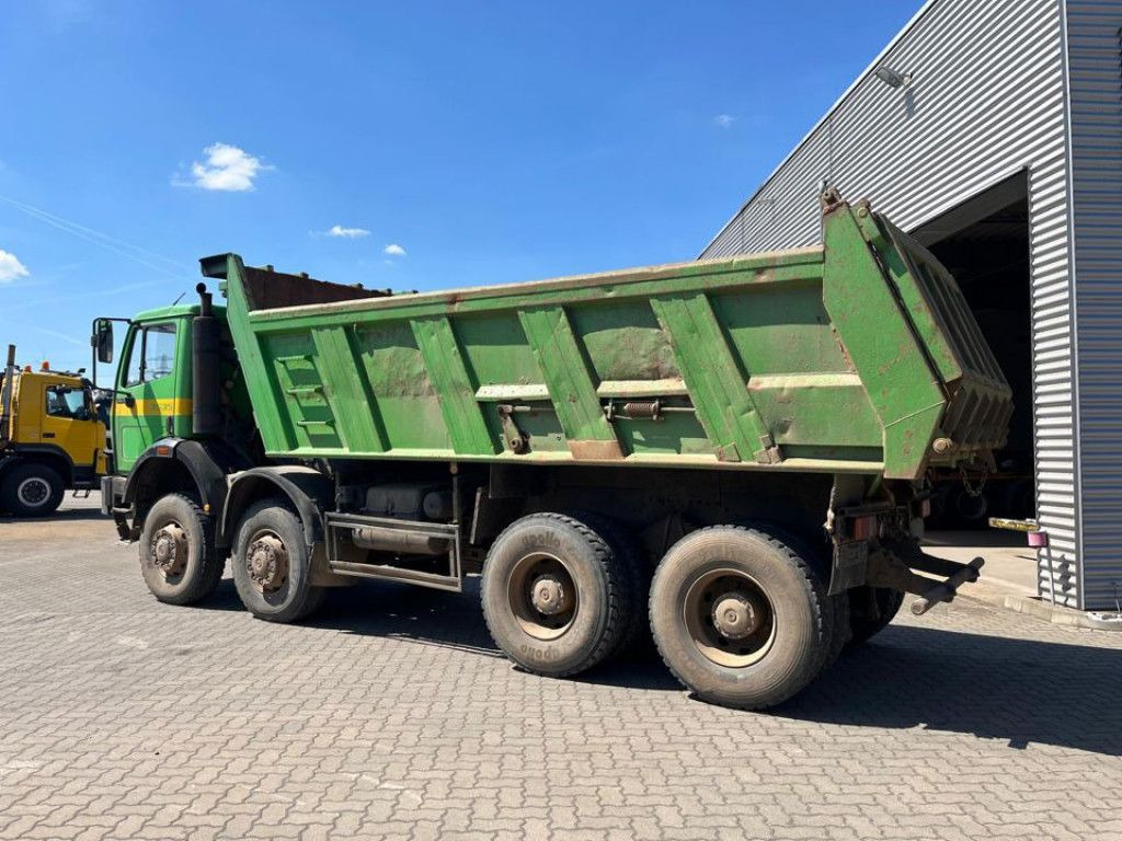 Mercedes-Benz SK 3535 AK 8x8 4 Achs Muldenkipper Meiller Deuts - Billenőplatós teherautó: 3 kép. Mercedes-Benz SK 3535 AK 8x8 4 Achs Muldenkipper Meiller Deuts - Billenőplatós teherautó: 3 kép.