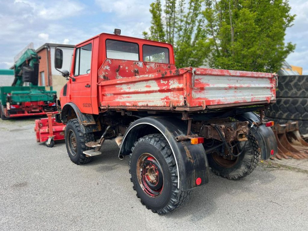 Mercedes-Benz Unimog U 424 2-Achs Allradkipper Front+Heckhydra - Billenőplatós teherautó: 4 kép. Mercedes-Benz Unimog U 424 2-Achs Allradkipper Front+Heckhydra - Billenőplatós teherautó: 4 kép.
