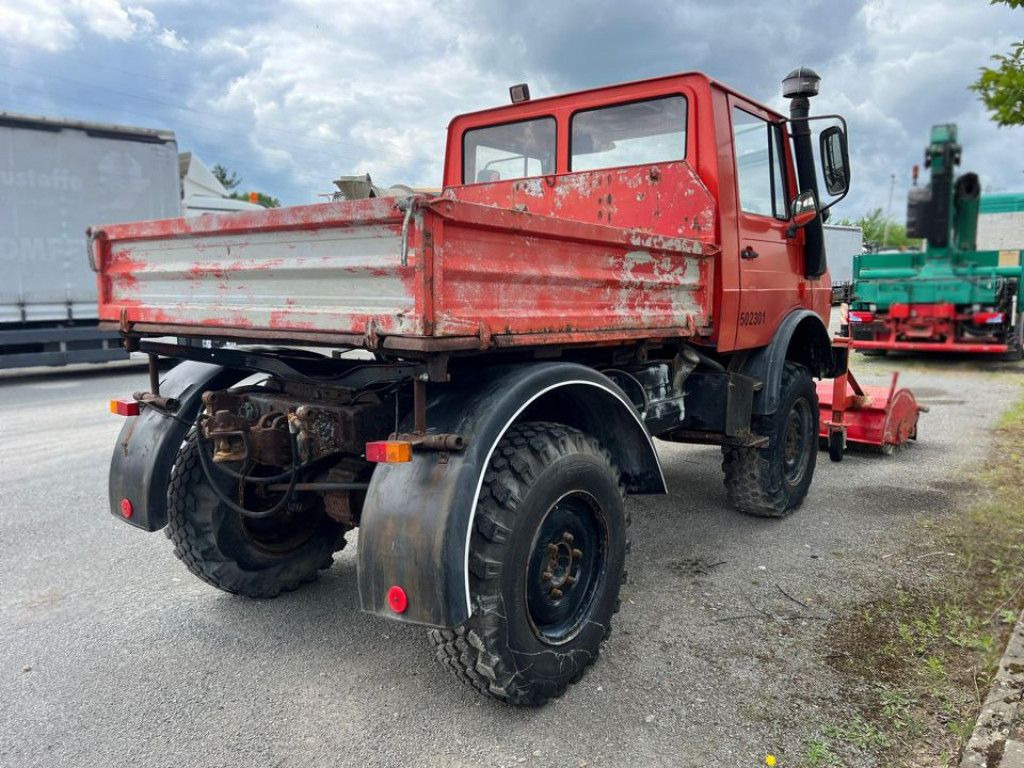 Mercedes-Benz Unimog U 424 2-Achs Allradkipper Front+Heckhydra - Billenőplatós teherautó: 3 kép. Mercedes-Benz Unimog U 424 2-Achs Allradkipper Front+Heckhydra - Billenőplatós teherautó: 3 kép.