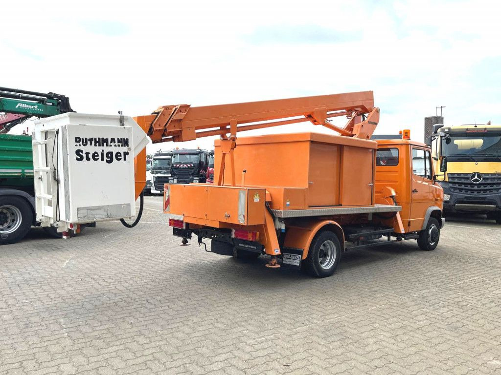 Mercedes-Benz Vario 612 D Hubarbeitsbühne Arbeitshöhe 18m Mercedes-Benz Vario 612 D Hubarbeitsbühne Arbeitshöhe 18m - Emelőkosaras teherautó, Kisteherautó: 4 kép. Mercedes-Benz Vario 612 D Hubarbeitsbühne Arbeitshöhe 18m Mercedes-Benz Vario 612 D Hubarbeitsbühne Arbeitshöhe 18m - Emelőkosaras teherautó, Kisteherautó: 4 kép.