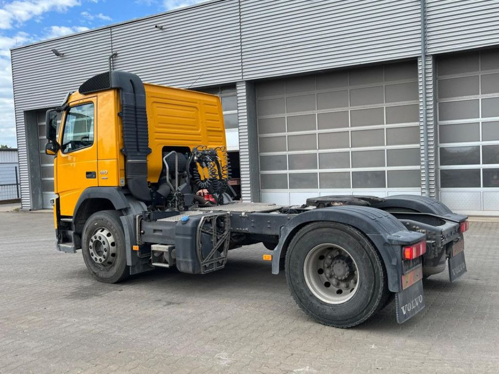 Volvo FM 410 4x2 SZM 6796 KG Leergewicht - Nyergesvontató: 3 kép. Volvo FM 410 4x2 SZM 6796 KG Leergewicht - Nyergesvontató: 3 kép.