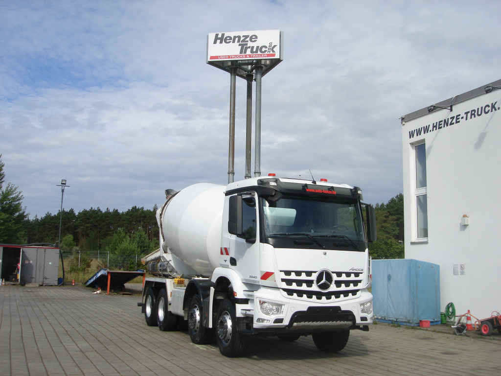 MERCEDES-BENZ Arocs 3240 B 8x4 Betonmischer Deutsch Top AP Achsen - Teherautó: 1 kép. MERCEDES-BENZ Arocs 3240 B 8x4 Betonmischer Deutsch Top AP Achsen - Teherautó: 1 kép.