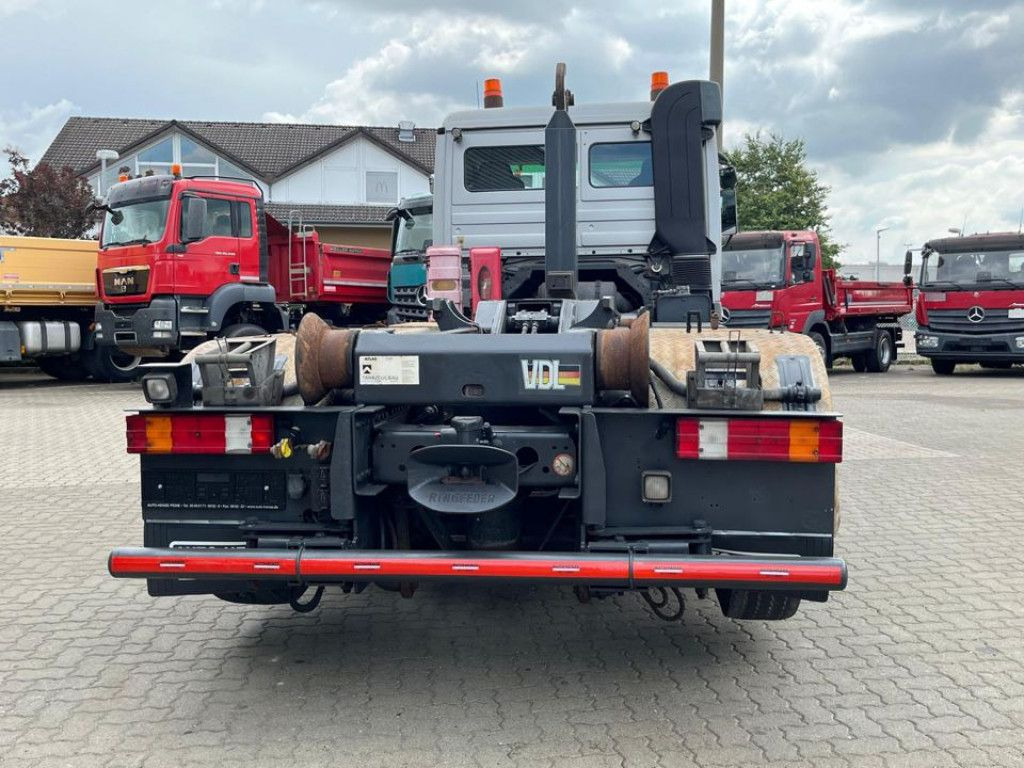 Mercedes-Benz Actros 2641 L 6x2 Abrollkipper 159TKM kuz.Radsta - Teherautó: 4 kép. Mercedes-Benz Actros 2641 L 6x2 Abrollkipper 159TKM kuz.Radsta - Teherautó: 4 kép.