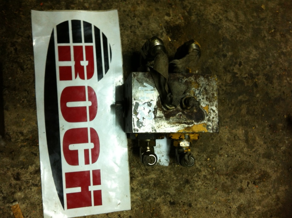 KRACHT PVB06XR3H 3404937/3 501490/3 3F5 - Hidraulikus szelep - Építőipari gépek: 1 kép. KRACHT PVB06XR3H 3404937/3 501490/3 3F5 - Hidraulikus szelep - Építőipari gépek: 1 kép.