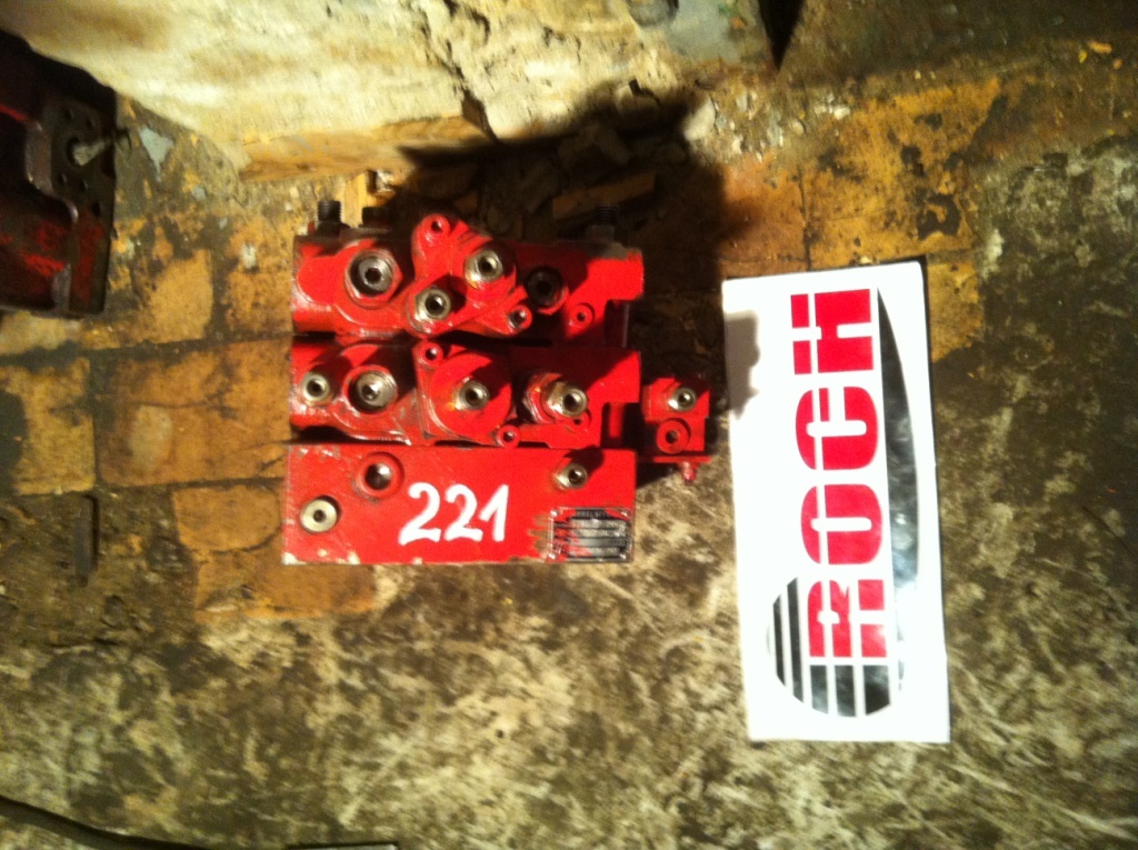 MARREL HYDRO FDG2P20C T 31436-80 - 2 SEKCYJNY - Hidraulikus szelep - Építőipari gépek: 2 kép. MARREL HYDRO FDG2P20C T 31436-80 - 2 SEKCYJNY - Hidraulikus szelep - Építőipari gépek: 2 kép.