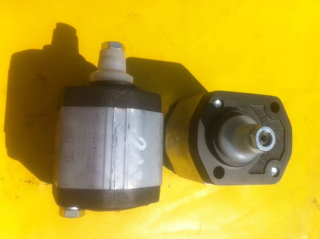 MARZOCCHI GHP2BK4-D-13 - Hidraulikus szivattyú - Építőipari gépek: 1 kép. MARZOCCHI GHP2BK4-D-13 - Hidraulikus szivattyú - Építőipari gépek: 1 kép.