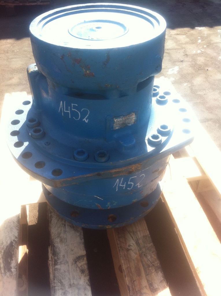 POCLAIN MS25-D21-P3 - Hidraulikus motor - Építőipari gépek: 1 kép. POCLAIN MS25-D21-P3 - Hidraulikus motor - Építőipari gépek: 1 kép.