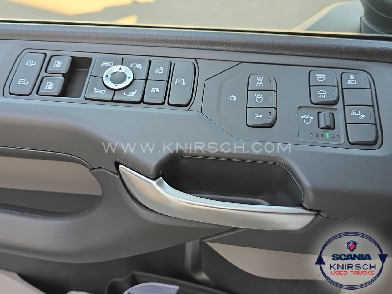 SCANIA P 230 A4x2NB ELEKTRO BEV Förderung möglich - Nyergesvontató: 4 kép. SCANIA P 230 A4x2NB ELEKTRO BEV Förderung möglich - Nyergesvontató: 4 kép.