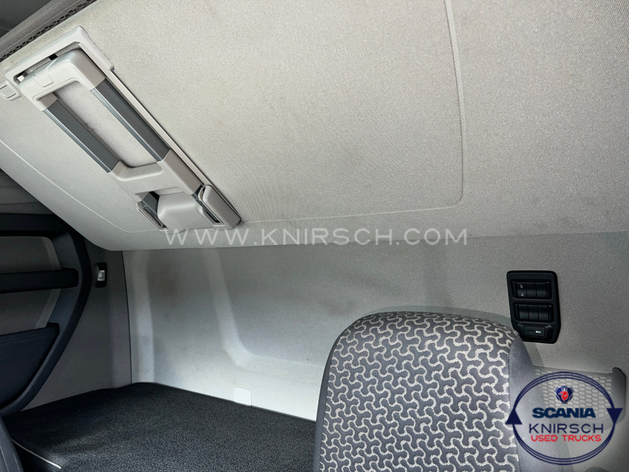 SCANIA R500A4X2NA PTO ADR FL - Nyergesvontató: 3 kép. SCANIA R500A4X2NA PTO ADR FL - Nyergesvontató: 3 kép.