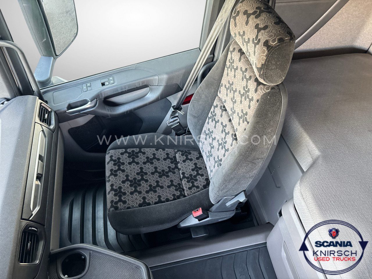 SCANIA R500A4x2NA / Highline / LED / PTO / Standklima - Nyergesvontató: 5 kép. SCANIA R500A4x2NA / Highline / LED / PTO / Standklima - Nyergesvontató: 5 kép.