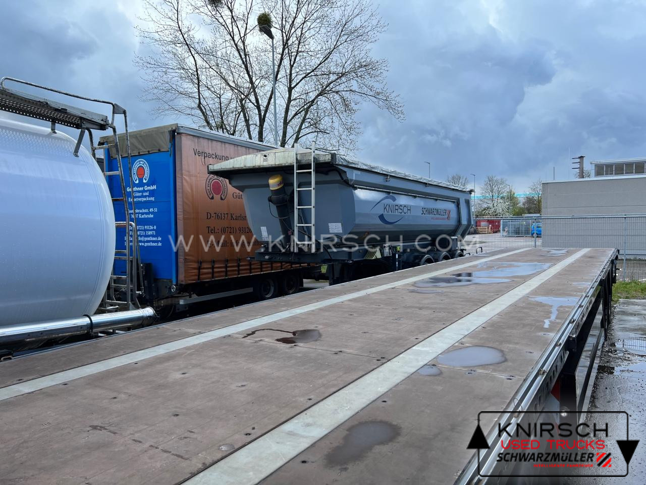 SCHWARZMUELLER Plateau Auflieger J-3A-125 - Platós félpótkocsi: 4 kép. SCHWARZMUELLER Plateau Auflieger J-3A-125 - Platós félpótkocsi: 4 kép.