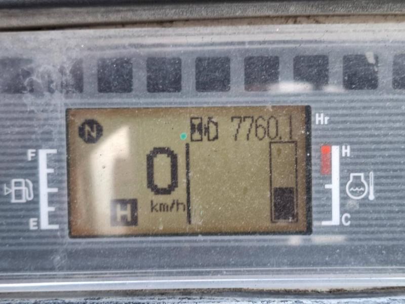 Gázüzemű targonca Caterpillar GP30NT: 15 kép. Gázüzemű targonca Caterpillar GP30NT: 15 kép.