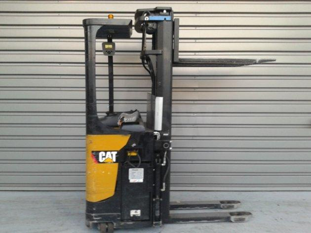 Caterpillar NSR20N - Emelőtargoncá: 4 kép. Caterpillar NSR20N - Emelőtargoncá: 4 kép.