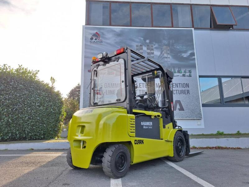 Clark GEX40 - Elektromos targonca: 5 kép. Clark GEX40 - Elektromos targonca: 5 kép.