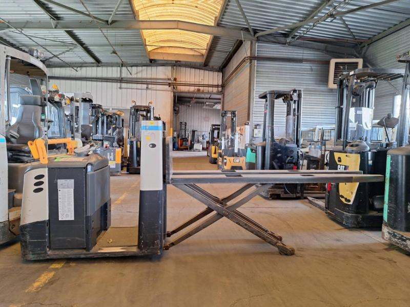 Komissiózó targoncá Crown GPC3055-2.0: 10 kép.