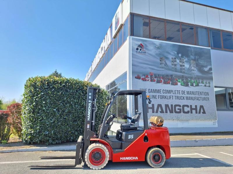 Hangcha XF35G - Gázüzemű targonca: 4 kép. Hangcha XF35G - Gázüzemű targonca: 4 kép.