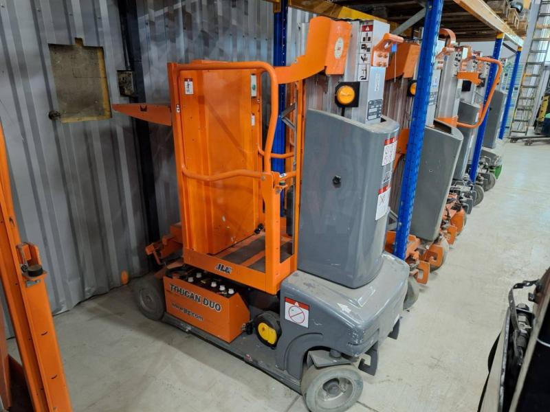 JLG Toucan Duo - Oszlopos személyemelő: 1 kép. JLG Toucan Duo - Oszlopos személyemelő: 1 kép.