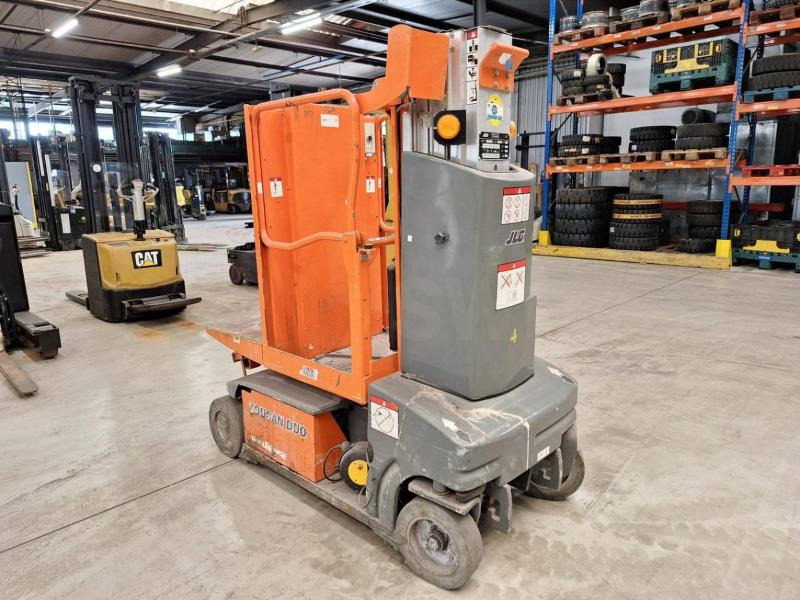 JLG Toucan Duo - Oszlopos személyemelő: 2 kép. JLG Toucan Duo - Oszlopos személyemelő: 2 kép.