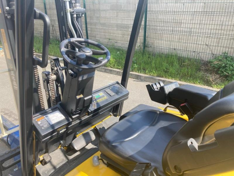 Yale ERP30 ALF - Elektromos targonca: 4 kép. Yale ERP30 ALF - Elektromos targonca: 4 kép.