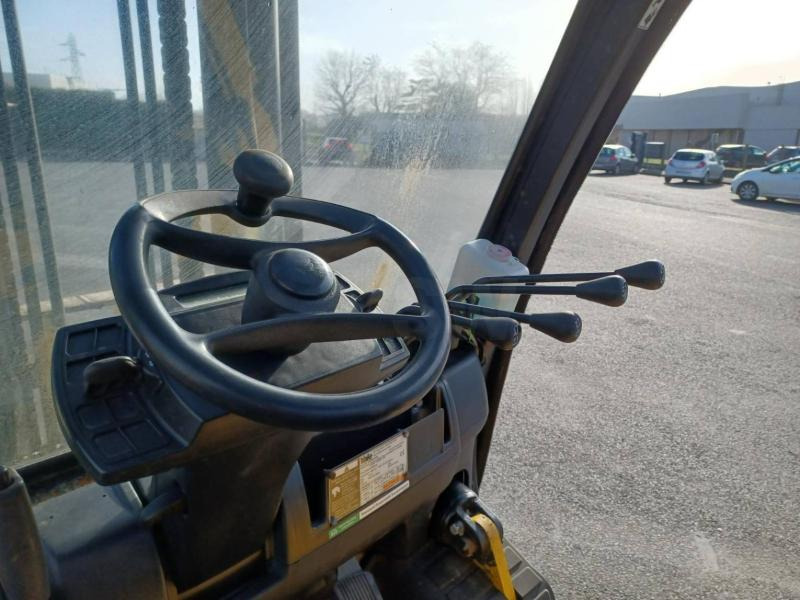 Dízel targonca Yale GDC70VX: 10 kép.