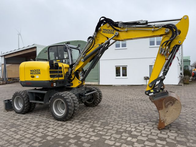 Wacker EW 100, Bj 20, 2050 BH, VA, HS08, TL Wacker EW 100, Bj 20, 2050 BH, VA, HS08, TL - Gumikerekes kotró: 3 kép. Wacker EW 100, Bj 20, 2050 BH, VA, HS08, TL Wacker EW 100, Bj 20, 2050 BH, VA, HS08, TL - Gumikerekes kotró: 3 kép.