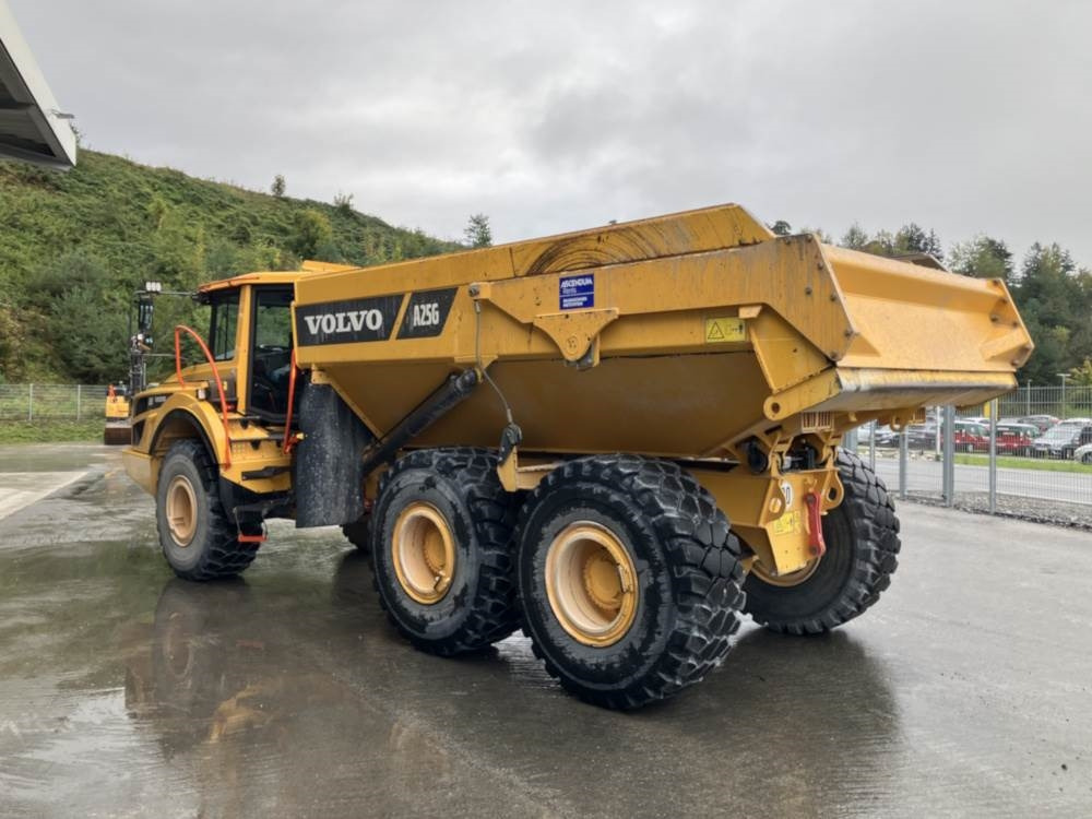 Volvo A25G - Csuklós dömper: 3 kép. Volvo A25G - Csuklós dömper: 3 kép.