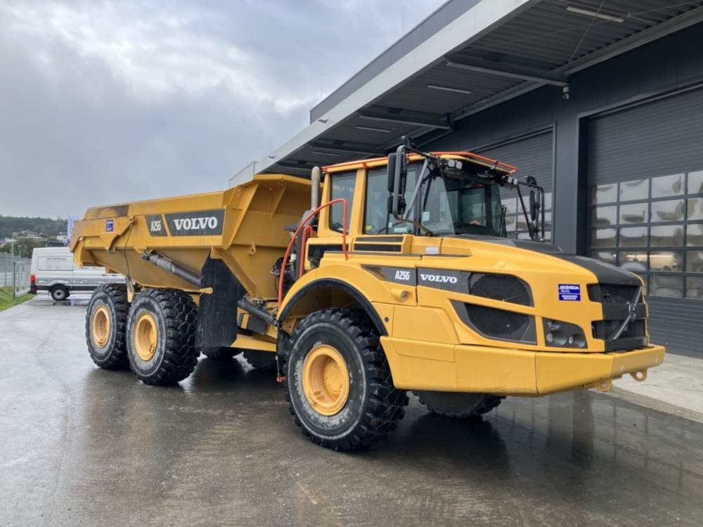 Volvo A25G - Csuklós dömper: 1 kép. Volvo A25G - Csuklós dömper: 1 kép.