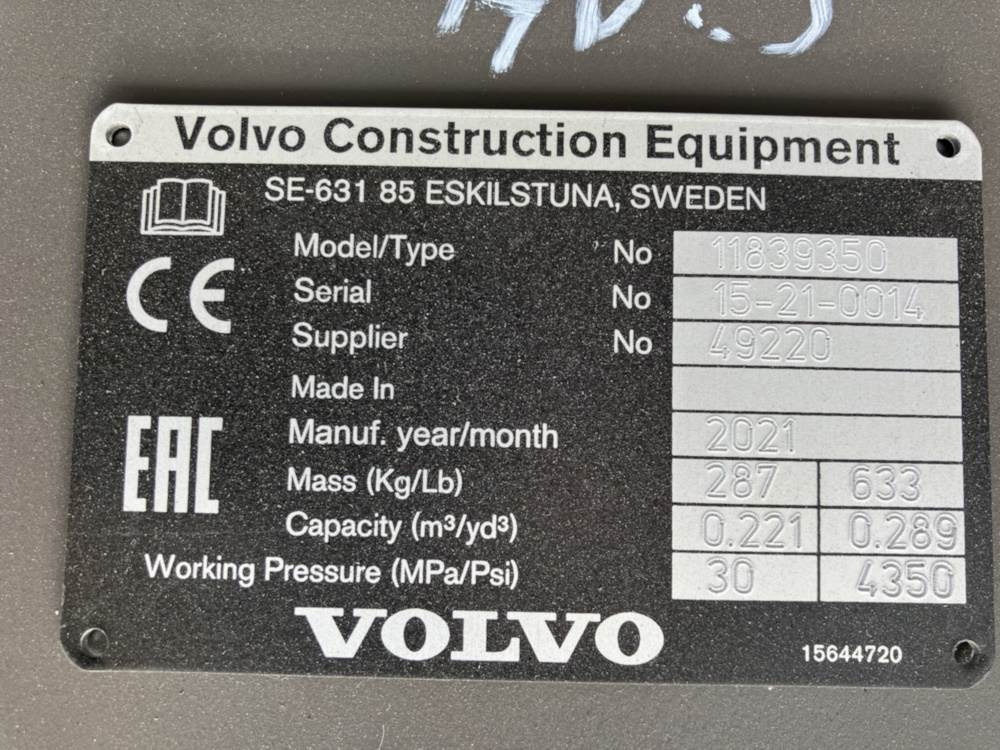 Volvo Böschungslöffel schwenkbar - Kotrórakodó: 4 kép. Volvo Böschungslöffel schwenkbar - Kotrórakodó: 4 kép.